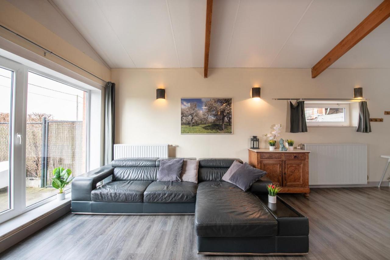 De Smishoeve Met Kinderpret, Dieren En Wellness Heers Exterior photo